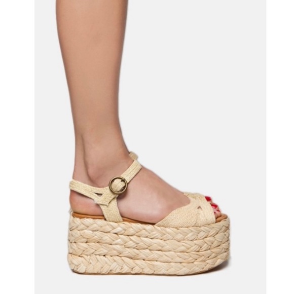 Jeffrey Campbell Cream Platform Sandals - Picture 3 of 14